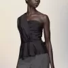 Asymmetrische gedrapeerde top