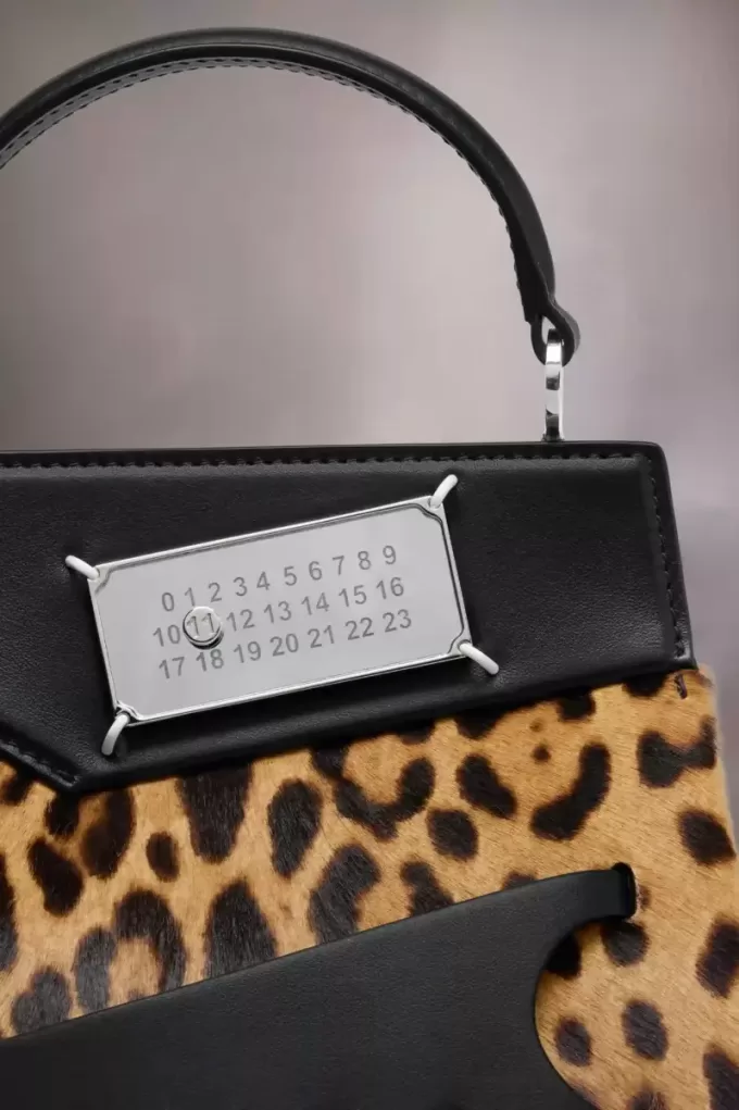 Gestolen handtas klein