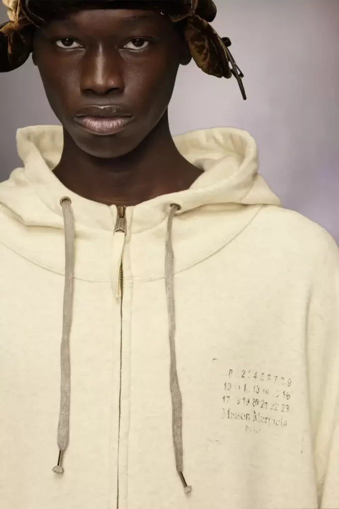 Hoodie met stempellogo en rits