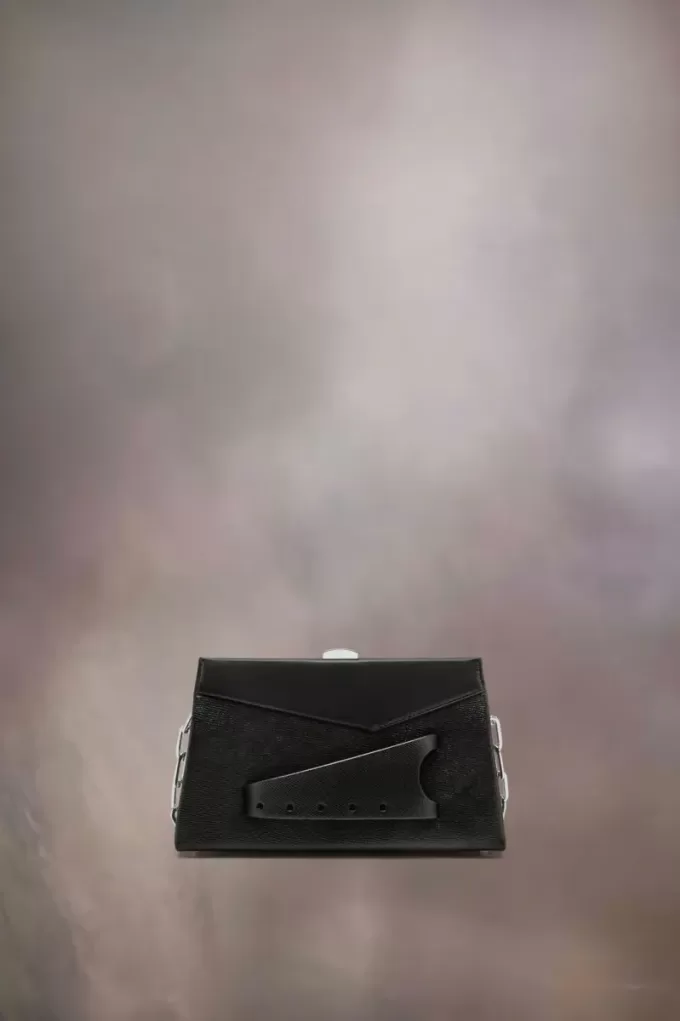 Kleine clutch met gesmokte schouder