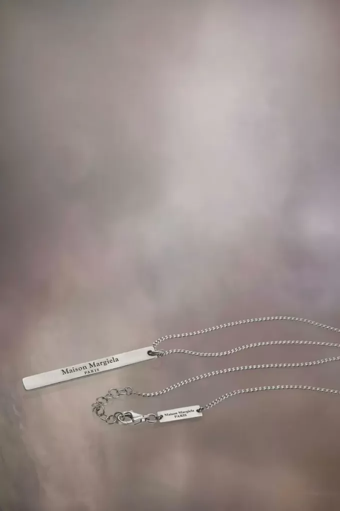Logo hanger ketting
