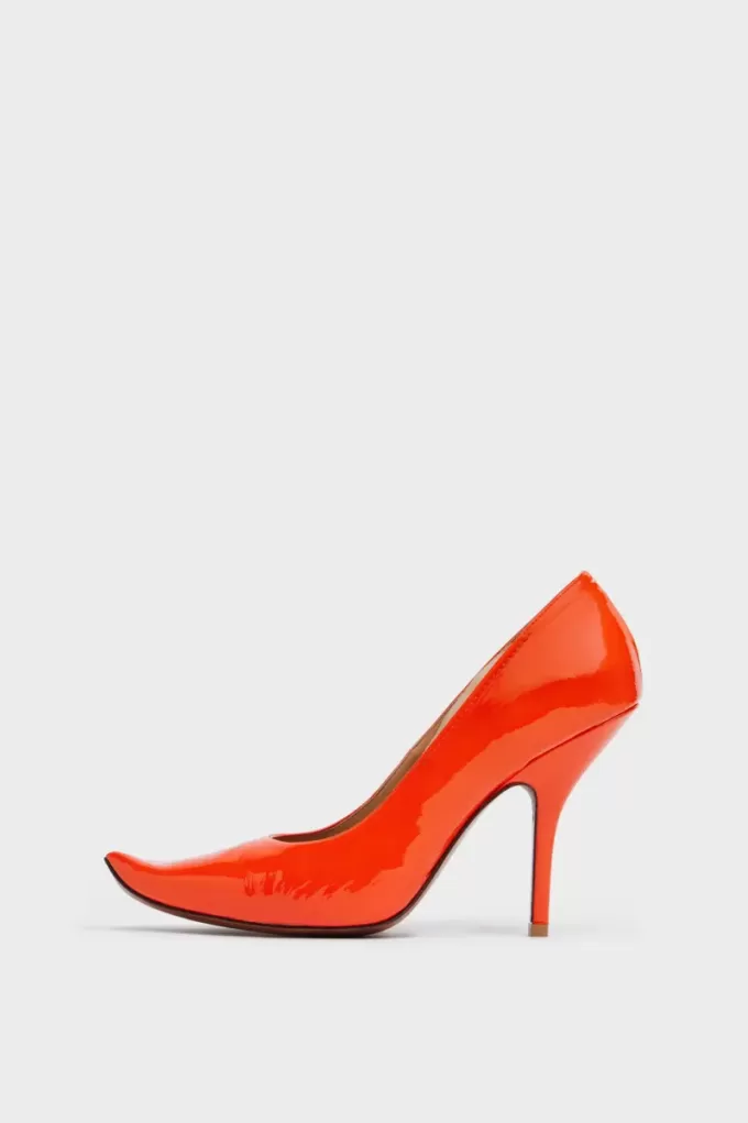 Maison Margiela Loved to death pomp