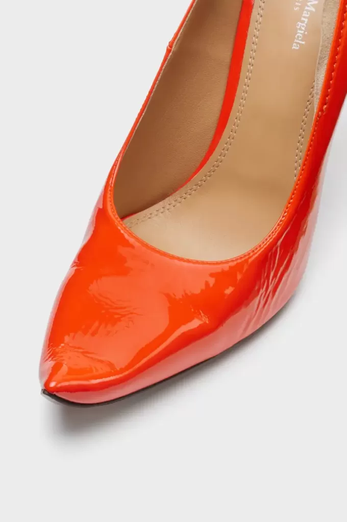 Maison Margiela Loved to death pomp