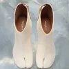 Maison Margiela Tabi enkellaarsjes
