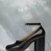 Maison Margiela Tabi leren hakken