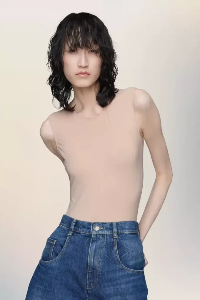 Mouwloos bodysuit van technische jersey