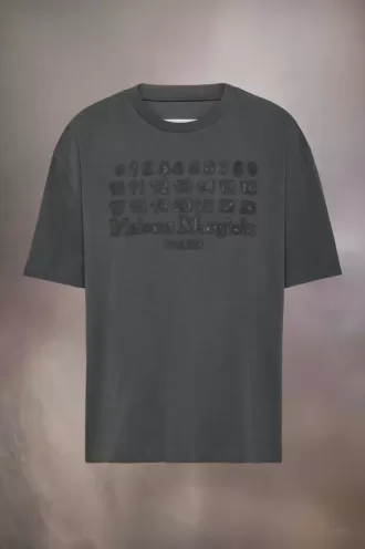 T-shirt met geborduurd logo