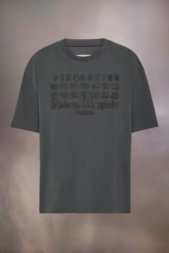 T-shirt met geborduurd logo