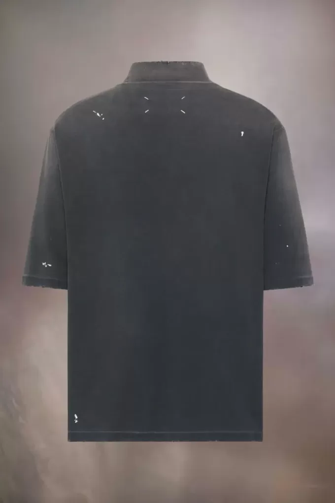T-shirt met graffitilogo